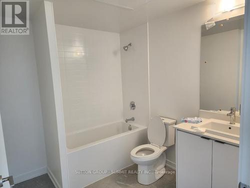 2110 - 55 Duke Street, Kitchener, ON - Indoor Photo Showing Bathroom