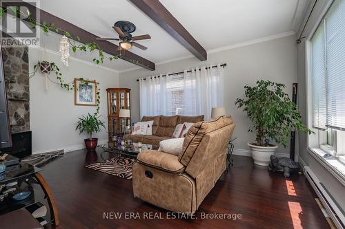 348 Elgin Street W, Cobourg, ON - Indoor Photo Showing Living Room
