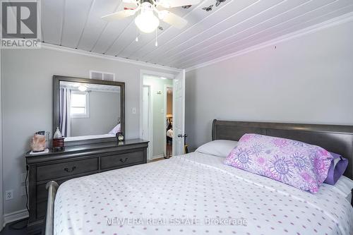 348 Elgin Street W, Cobourg, ON - Indoor Photo Showing Bedroom
