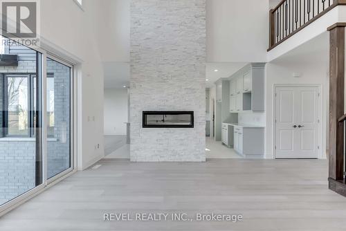 Lot 7 Anchor Road, Thorold, ON - Indoor With Fireplace