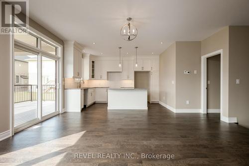 Lot 8 Anchor Road, Thorold, ON - Indoor Photo Showing Kitchen With Upgraded Kitchen