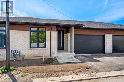 7 - 300 Richmond Street, Thorold, ON - Outdoor