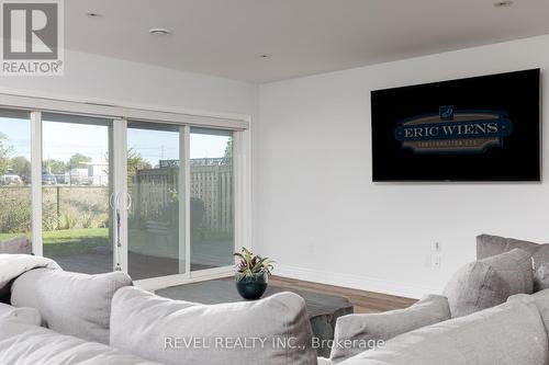 Lot 12 Anchor Road, Thorold, ON - Indoor Photo Showing Living Room