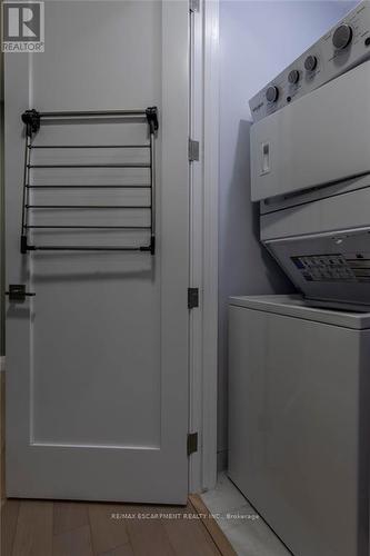 212 - 101 Locke Street S, Hamilton, ON - Indoor Photo Showing Laundry Room