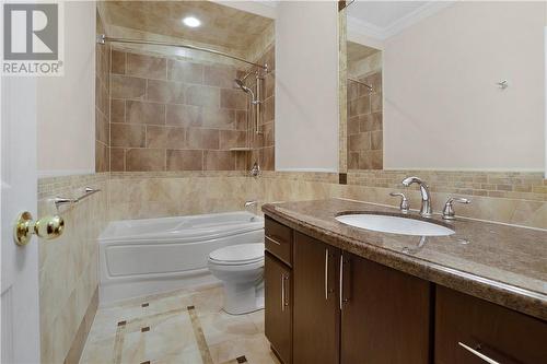 13 Lord Durham Road, Markham, ON - Indoor Photo Showing Bathroom