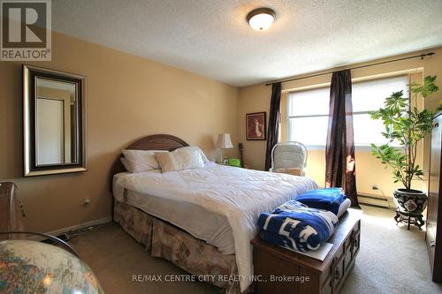 36 - 135 Belmont Drive, London, ON - Indoor Photo Showing Bedroom