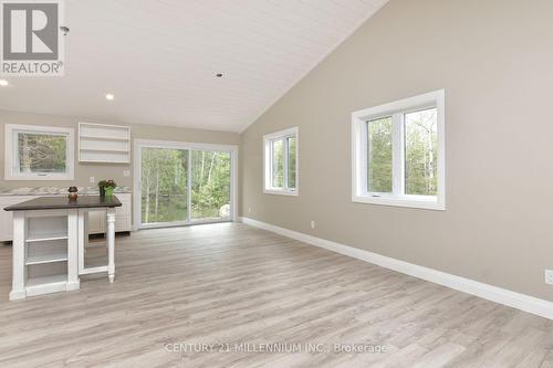 581 Pike Bay Road, Northern Bruce Peninsula, ON - Indoor Photo Showing Other Room