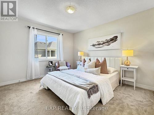 23 Padua Crescent, Hamilton, ON - Indoor Photo Showing Bedroom