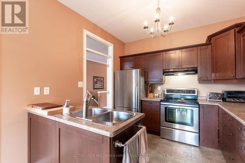49 - 18 Cadeau Terrace, London, ON - Indoor Photo Showing Kitchen With Double Sink