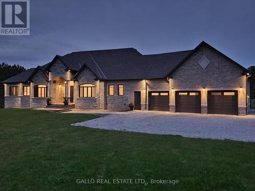 18865 Kennedy Road, East Gwillimbury, ON - Outdoor With Facade