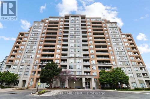 816 - 9 Northern Heights Drive, Richmond Hill, ON - Outdoor With Balcony With Facade