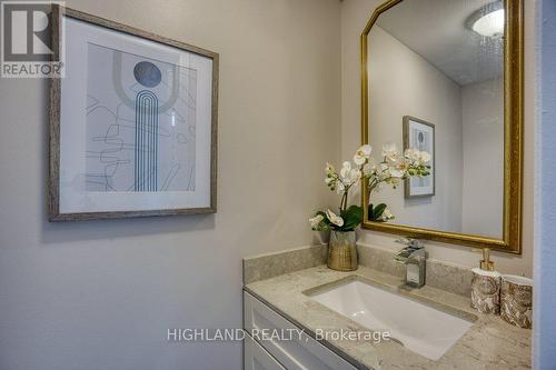 1450 Eddie Shain Drive, Oakville, ON - Indoor Photo Showing Bathroom