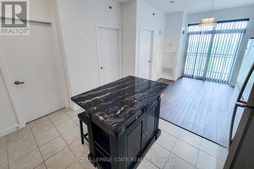 714 - 2490 Old Bronte Road, Oakville, ON - Indoor Photo Showing Other Room