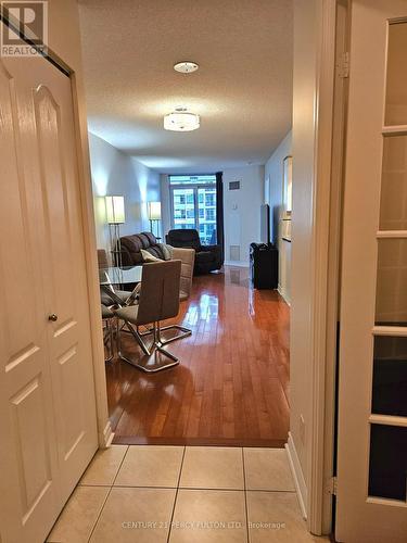 1606 - 1 Rean Drive, Toronto, ON - Indoor Photo Showing Other Room