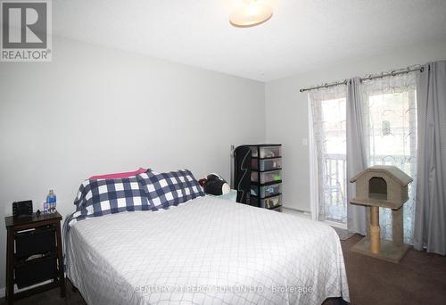 318 College Avenue, Oshawa, ON - Indoor Photo Showing Bedroom