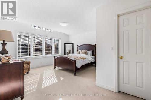 281 Ivy Jay Crescent, Aurora, ON - Indoor Photo Showing Bedroom