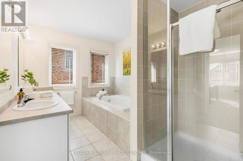 281 Ivy Jay Crescent, Aurora, ON - Indoor Photo Showing Bathroom