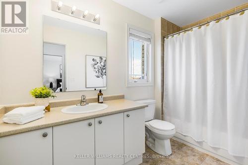 281 Ivy Jay Crescent, Aurora, ON - Indoor Photo Showing Bathroom
