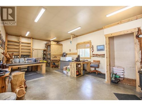 118 Maguire Road, Osoyoos, BC - Indoor Photo Showing Garage