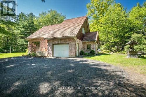 72 Kenner Court, Tweed, ON - Outdoor