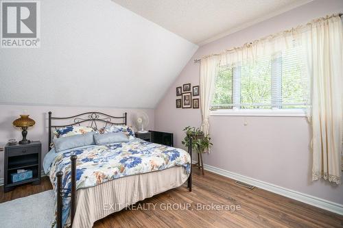 72 Kenner Court, Tweed, ON - Indoor Photo Showing Bedroom