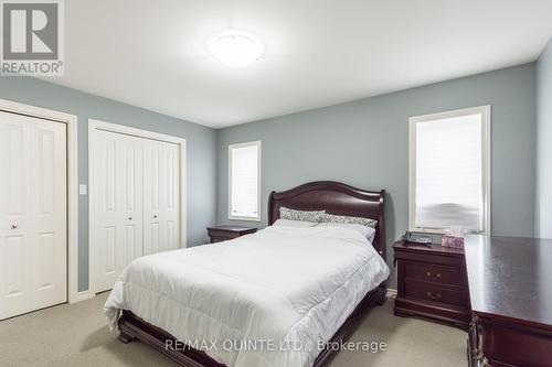 89 Aldersgate Drive, Belleville, ON - Indoor Photo Showing Bedroom