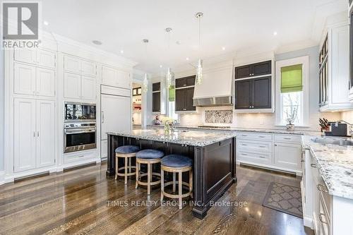 50 Lawrence Crescent, Toronto, ON - Indoor Photo Showing Kitchen With Upgraded Kitchen