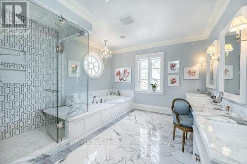 50 Lawrence Crescent, Toronto, ON - Indoor Photo Showing Bathroom
