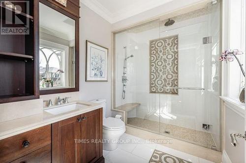 50 Lawrence Crescent, Toronto, ON - Indoor Photo Showing Bathroom