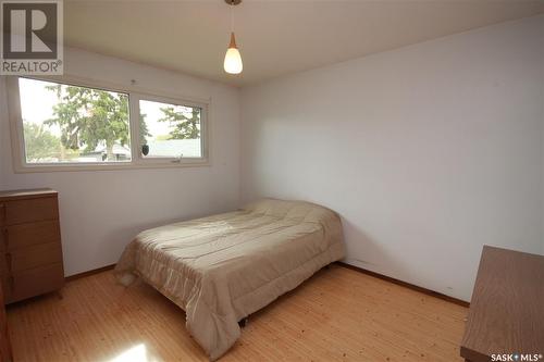 1642 104Th Street, North Battleford, SK - Indoor Photo Showing Bedroom