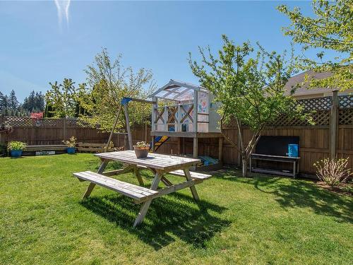 954 Cordero Cres, Campbell River, BC - Outdoor With Backyard