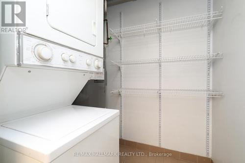 505 - 65 Scadding Avenue, Toronto, ON - Indoor Photo Showing Laundry Room
