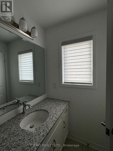 1369 Kobzar Drive, Oakville, ON - Indoor Photo Showing Bathroom