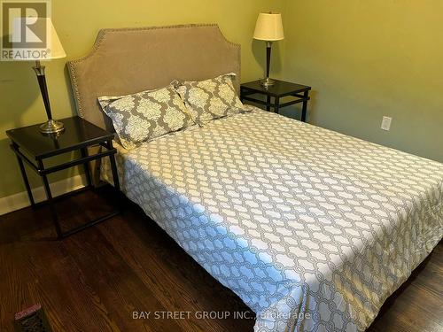 14 Southcote Road, Hamilton, ON - Indoor Photo Showing Bedroom