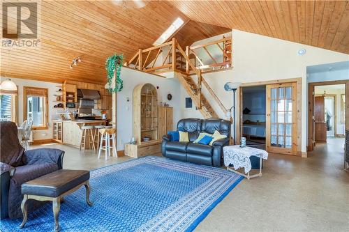 50 N Robichaud, Aldouane, NB - Indoor Photo Showing Living Room