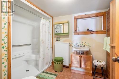 50 N Robichaud, Aldouane, NB - Indoor Photo Showing Bathroom