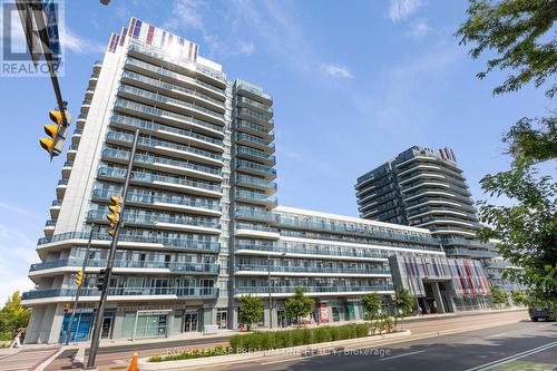 1514 - 9471 Yonge Street, Richmond Hill, ON - Outdoor With Balcony With Facade