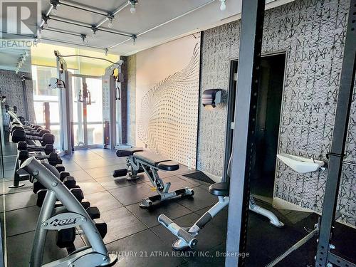 520 - 30 Nelson Street, Toronto, ON - Indoor Photo Showing Gym Room