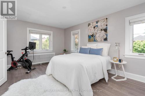 290 Westmount Avenue, Toronto, ON - Indoor Photo Showing Bedroom