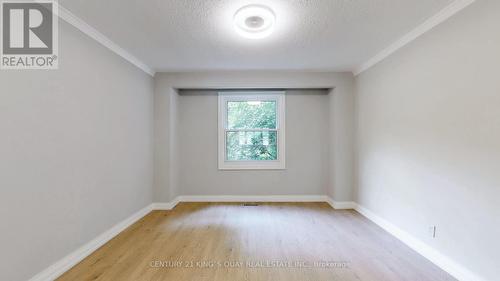 137 Lawrence Avenue E, Toronto, ON - Indoor Photo Showing Other Room