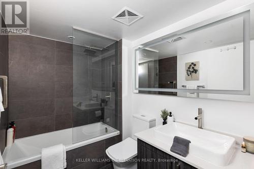 1255 - 209 Fort York Boulevard, Toronto, ON - Indoor Photo Showing Bathroom