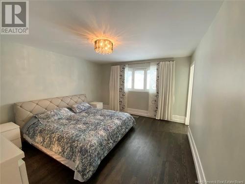 110 Bossé Avenue, Edmundston, NB - Indoor Photo Showing Living Room