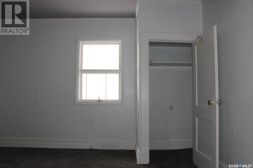 196 4Th Street E, Shaunavon, SK - Indoor Photo Showing Other Room