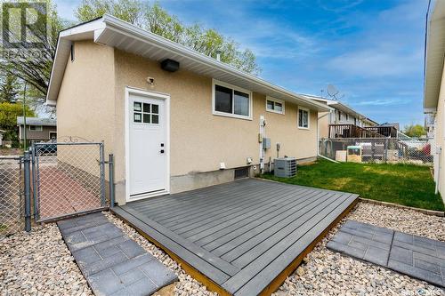 5871 Mckinley Avenue, Regina, SK - Outdoor With Exterior