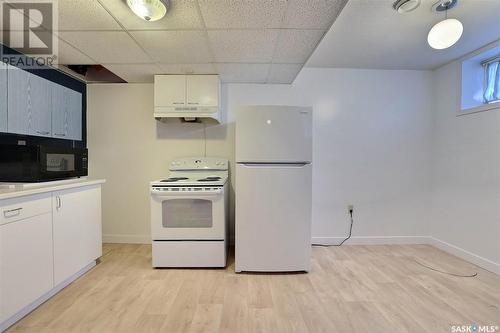 346 Retallack Street, Regina, SK - Indoor Photo Showing Kitchen