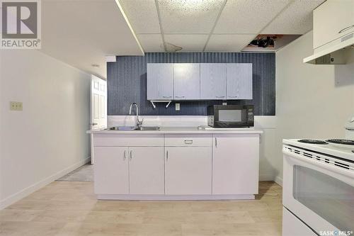 346 Retallack Street, Regina, SK - Indoor Photo Showing Kitchen