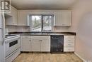346 Retallack Street, Regina, SK  - Indoor Photo Showing Kitchen With Double Sink 