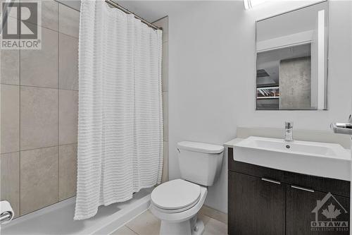 105 Champagne Avenue Unit#1201, Ottawa, ON - Indoor Photo Showing Bathroom