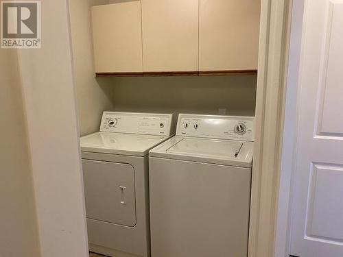 304-4477 Michigan Ave, Powell River, BC - Indoor Photo Showing Laundry Room