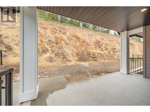 1229 Lone Pine Drive, Kelowna, BC - Outdoor With Exterior
